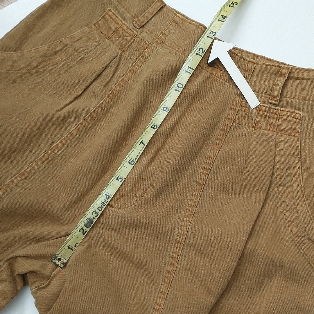 UNIVERSAL THREAD Women's High Rise Tan Barrel Pants. Size-8 - Picture 15 of 16